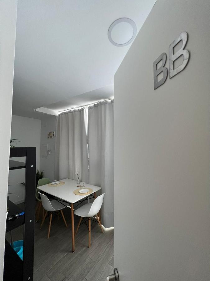 Coqueto Apartamento Nuevo En Pleno Centro De Algeciras Bb Pokoj fotografie